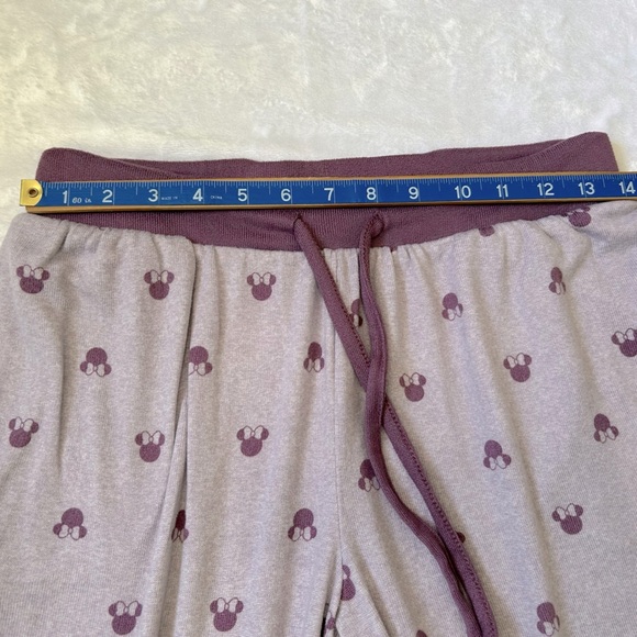 Minnie Mouse Pajama Set - Picture 6 of 8